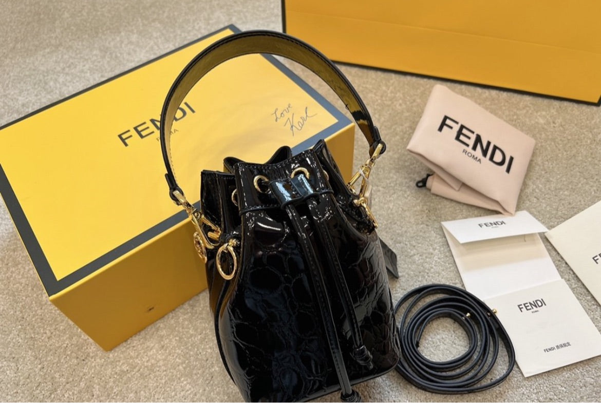 Small Fendi woman crossbody