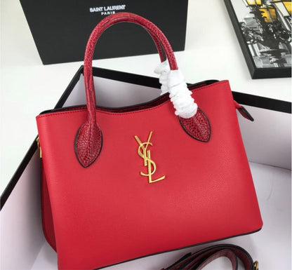 Yves Saint Laurent leather Handbag