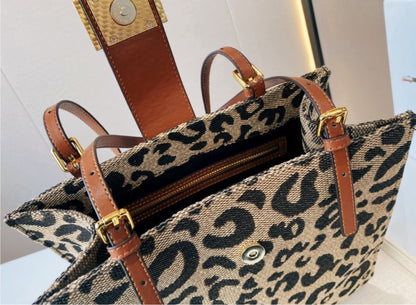 Woman Fendi Shoulder Handbag