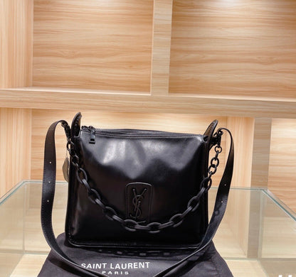 Yves Saint Laurent woman shoulder handbag