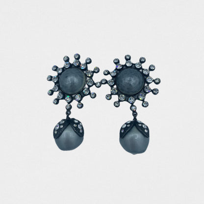 Yves Saint Laurent gray pearls earrings - 1990s