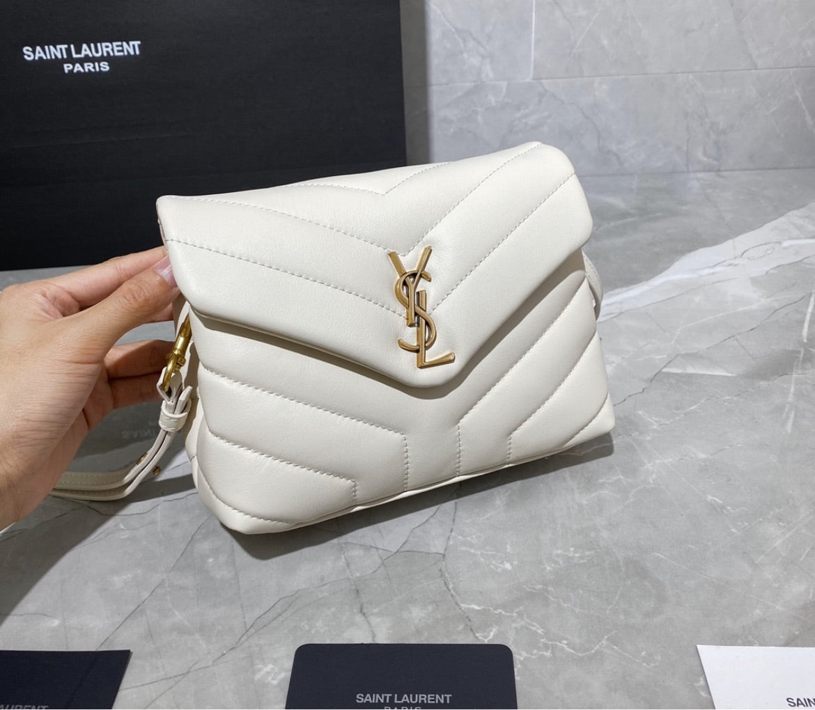 Woman Yves Saint Laurent handbag