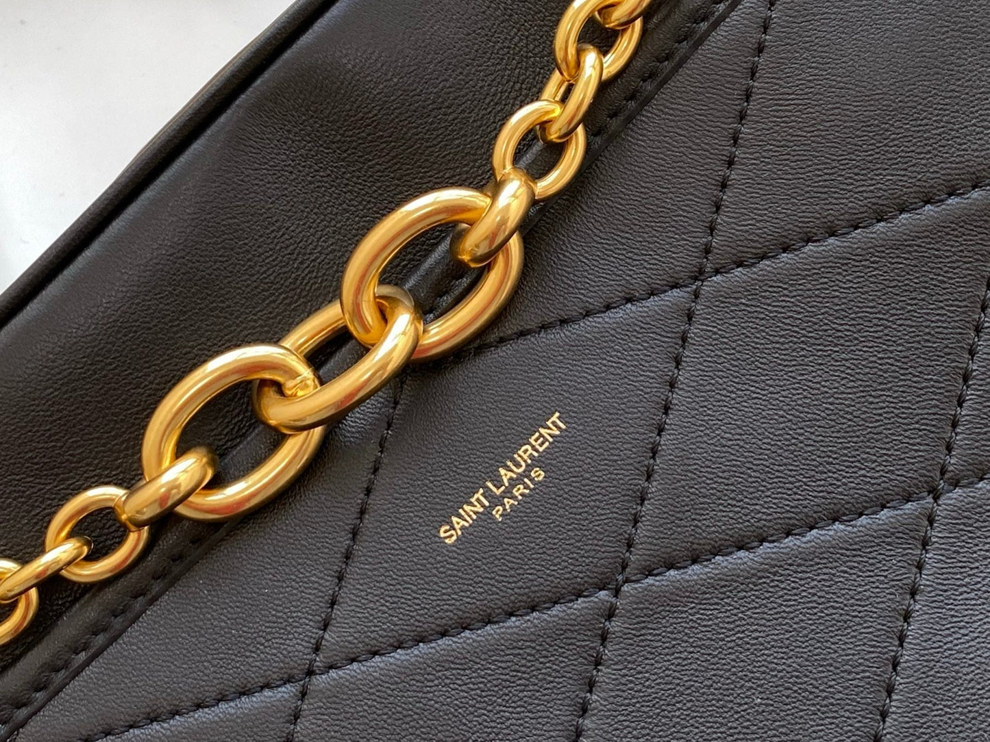 Yves Saint Laurent Le Maillon Bag