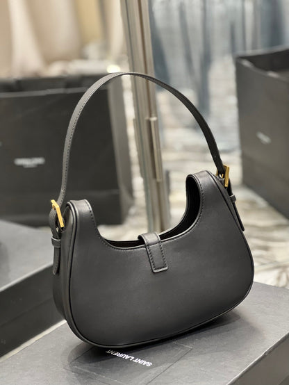 Yves Saint Laurent Le Fermoir Hobo Bag