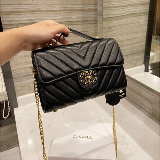 Black Leather Chanel shoulder Handbag