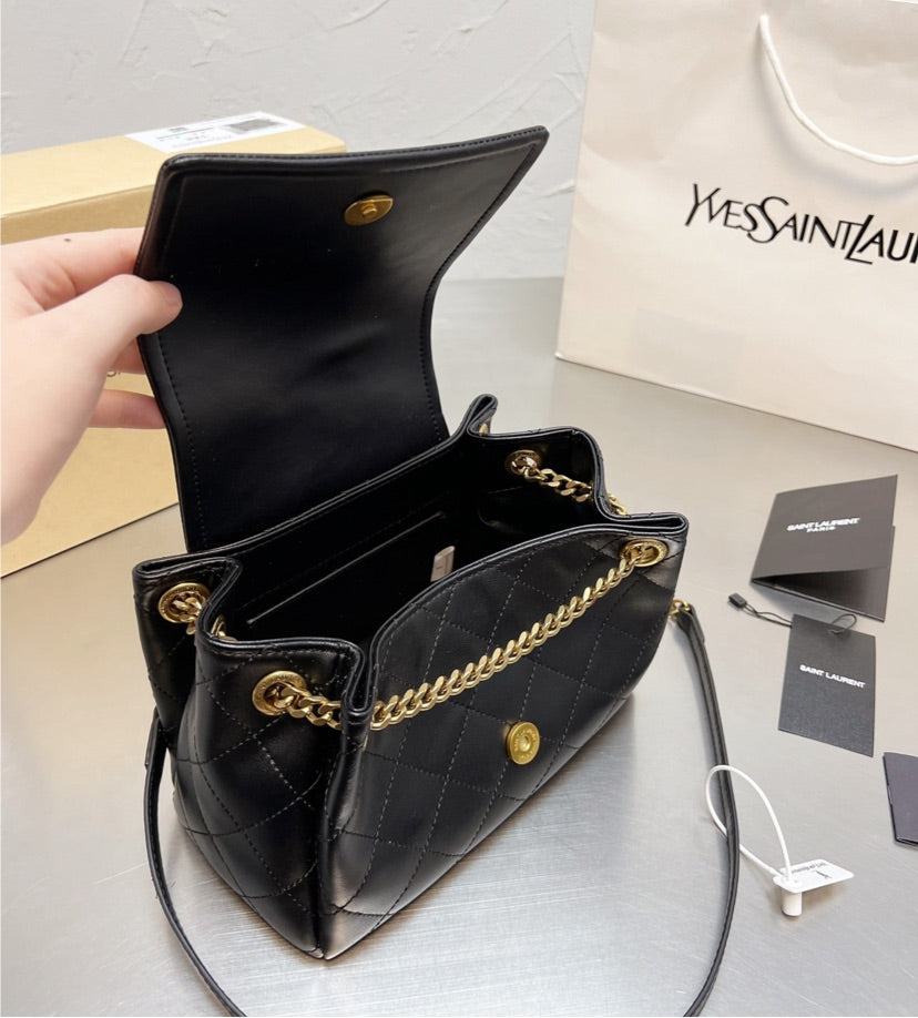 Yves Saint Laurent new woman handbag