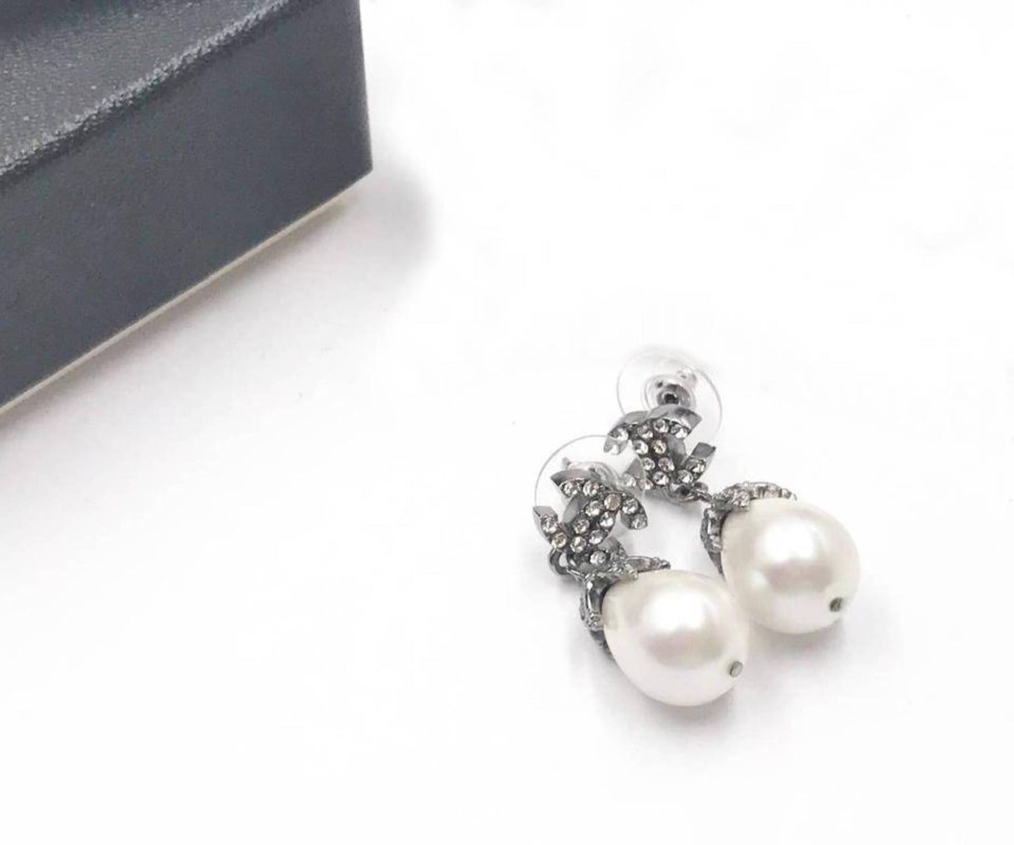 CHANEL Silver CC Crystal Pearl Dangle Piercing Earrings