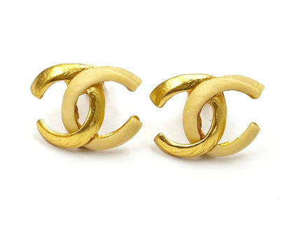 CHANEL Vintage Rare Gold Plated Ivory CC Earrings Brooch Set