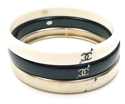 CHANEL Gold Ivory Black Love Arrow CC Bracelet Bangle