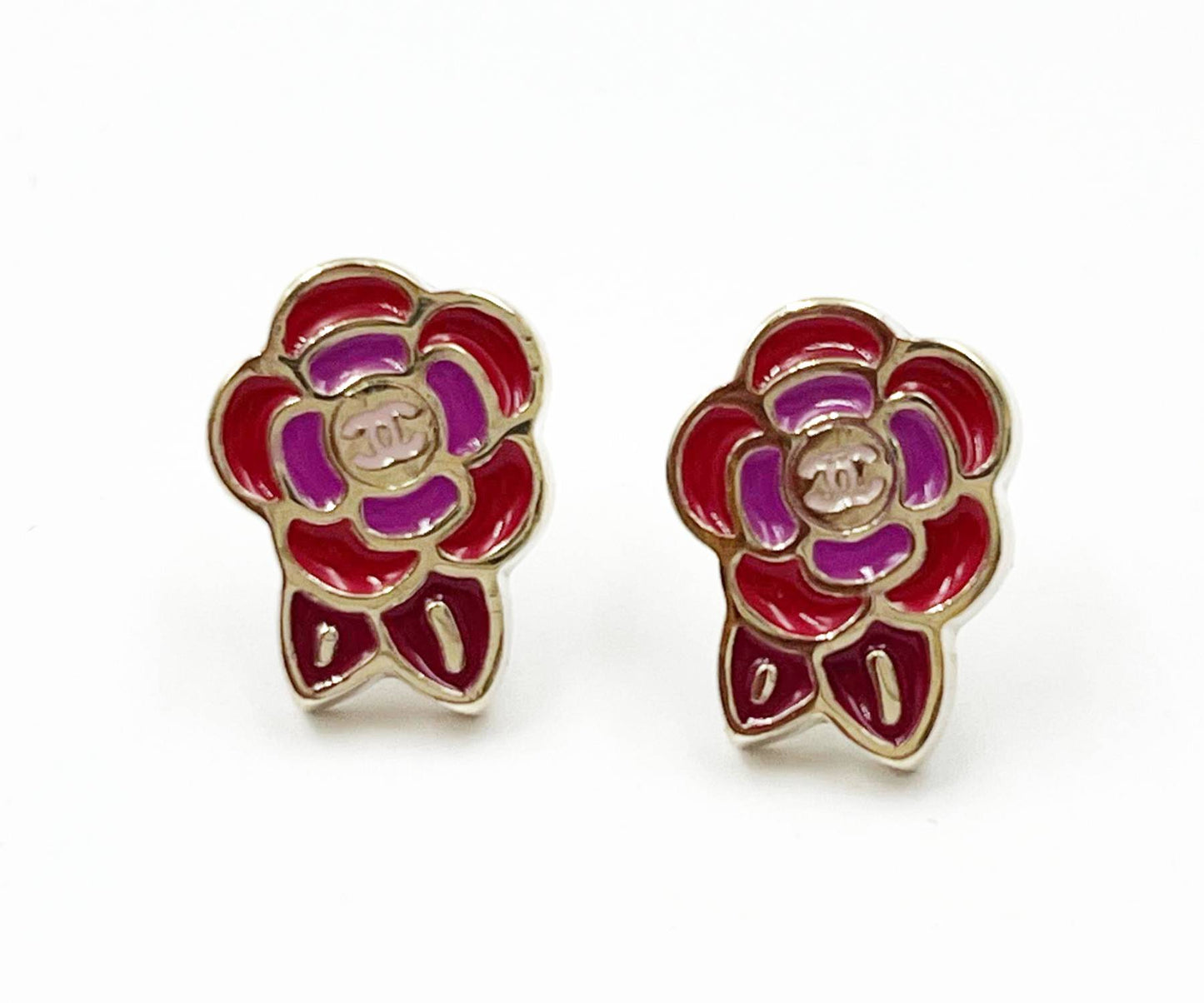 CHANEL White CC Red Multi Flower Small Piercing Earrings